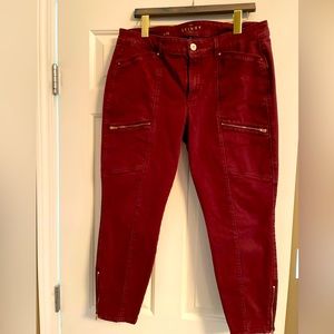 White House Black Market skinny crop pants